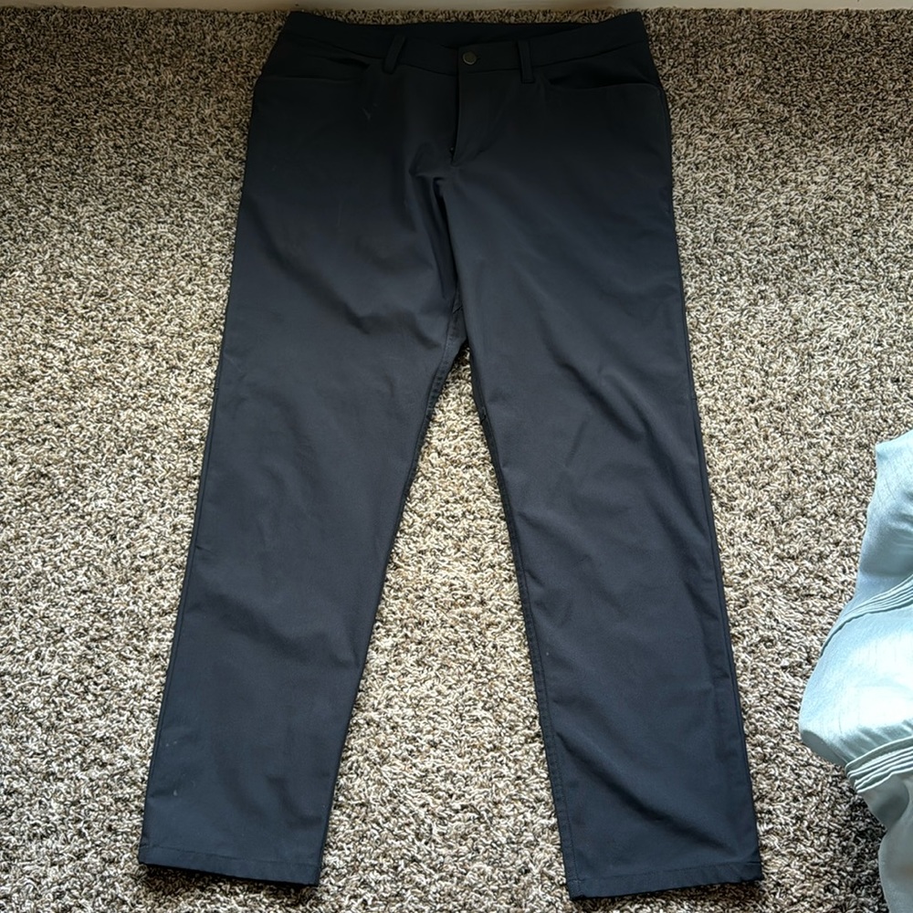 Lululemon Dark Gray Men’s Dress Pants Size 34 Waist, 32 length